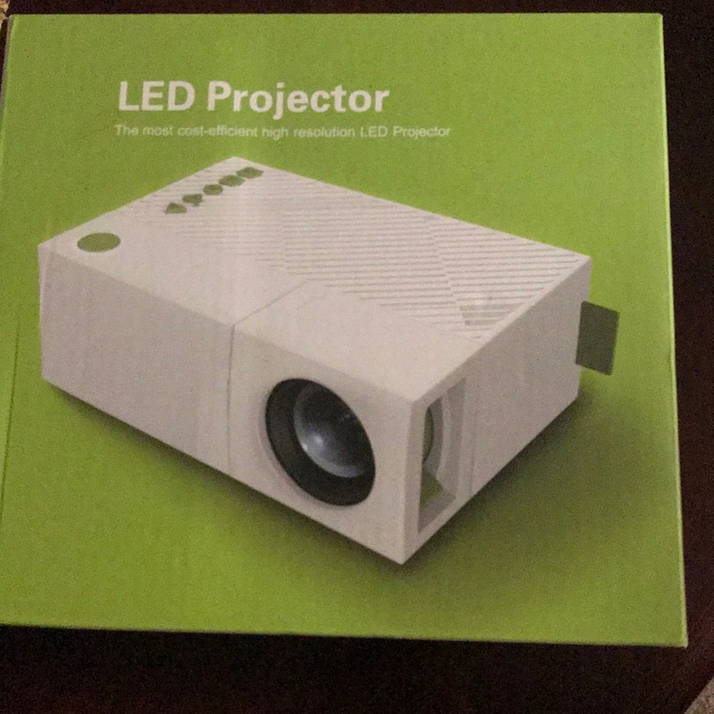 LED PROJECTOR